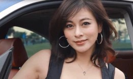 八卦娱乐圈爆料直播间,揭秘明星幕后故事，独家爆料一网打尽！